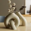 Bình hoa in 3D trừu tượng – Decor nghệ thuật hiện đại tối giản