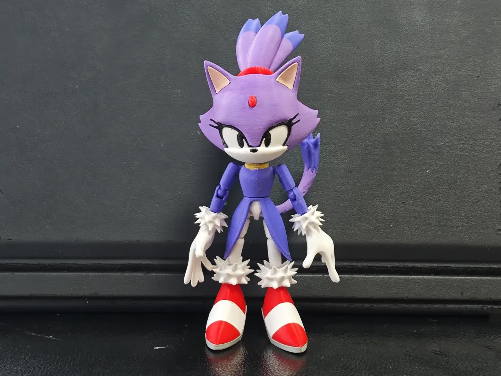 Mô hình Blaze the Cat Sonic cao 12cm màu tím, giày đỏ trắng và khớp cử động