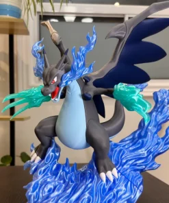 Mô hình Mega Charizard X Pokémon cao 43cm, tung cánh trên đế lửa xanh