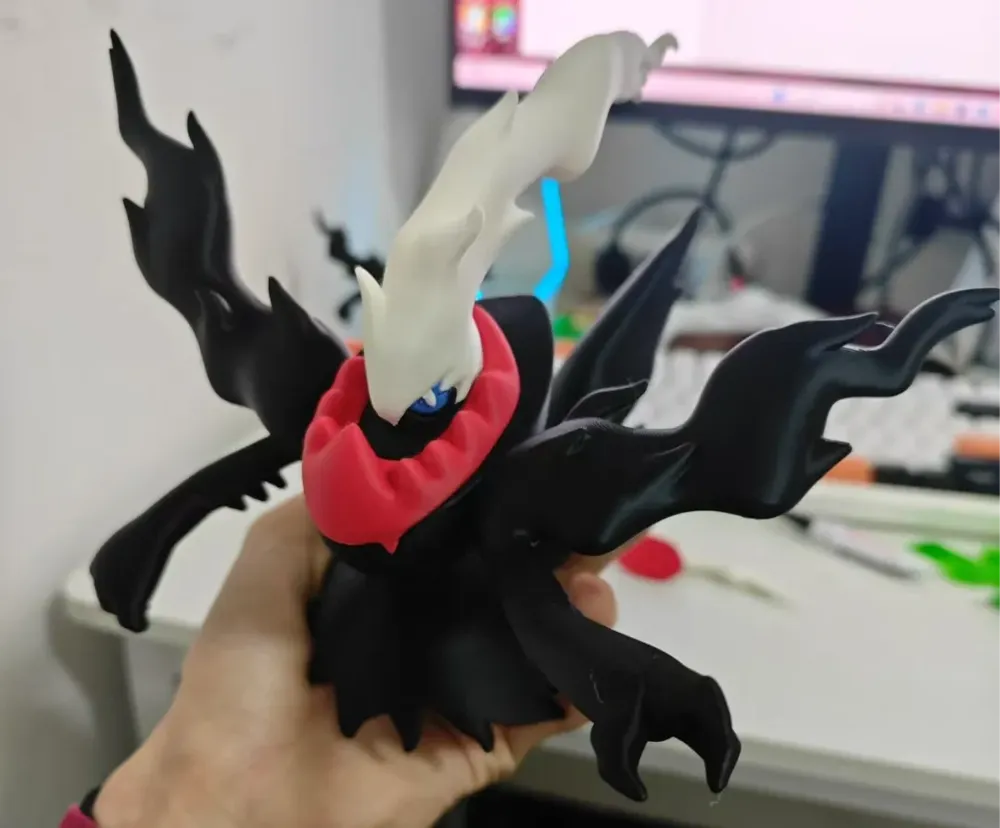 Mô hình Darkrai Pokémon đen đỏ trắng dang tay