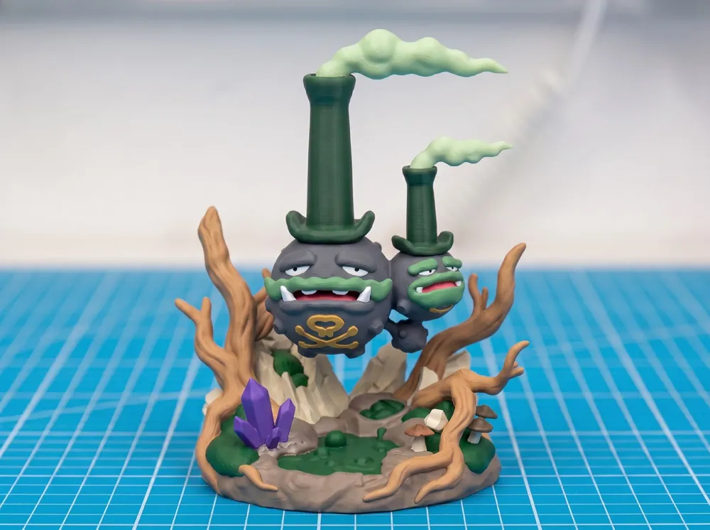 galar-weezing-2 Galar Weezing hai mũ ống khói và đế cây khô tinh thể tím 19cm