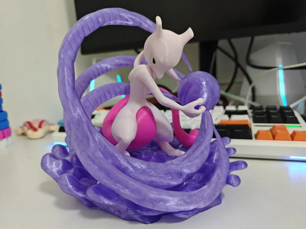 mewtwo-orb-3 Mô hình Mewtwo Pokémon với cầu năng lượng tím kèm đế