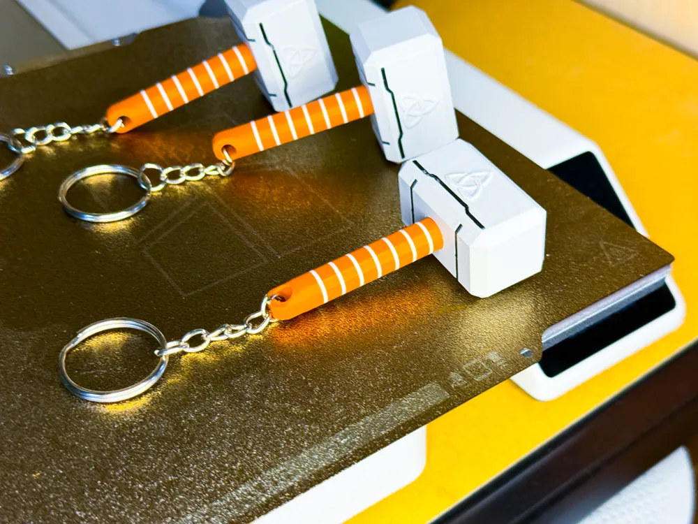 mjolnir-keychain-2