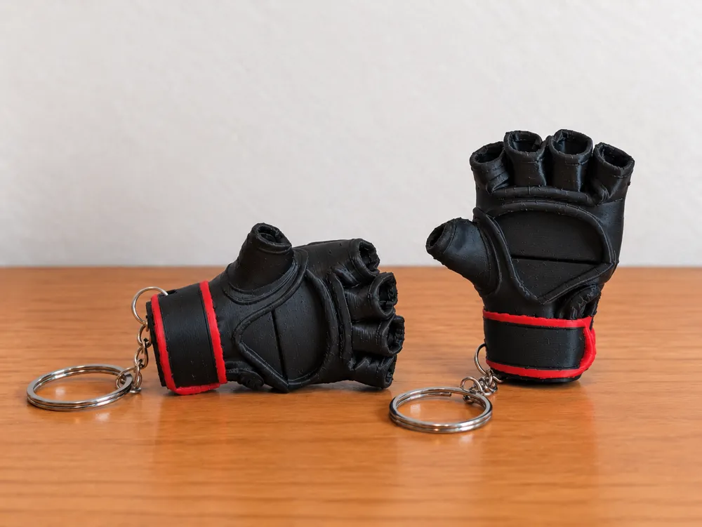 mma-gloves-2 Mặt lòng bàn tay của móc khóa găng tay MMA nhựa PLA