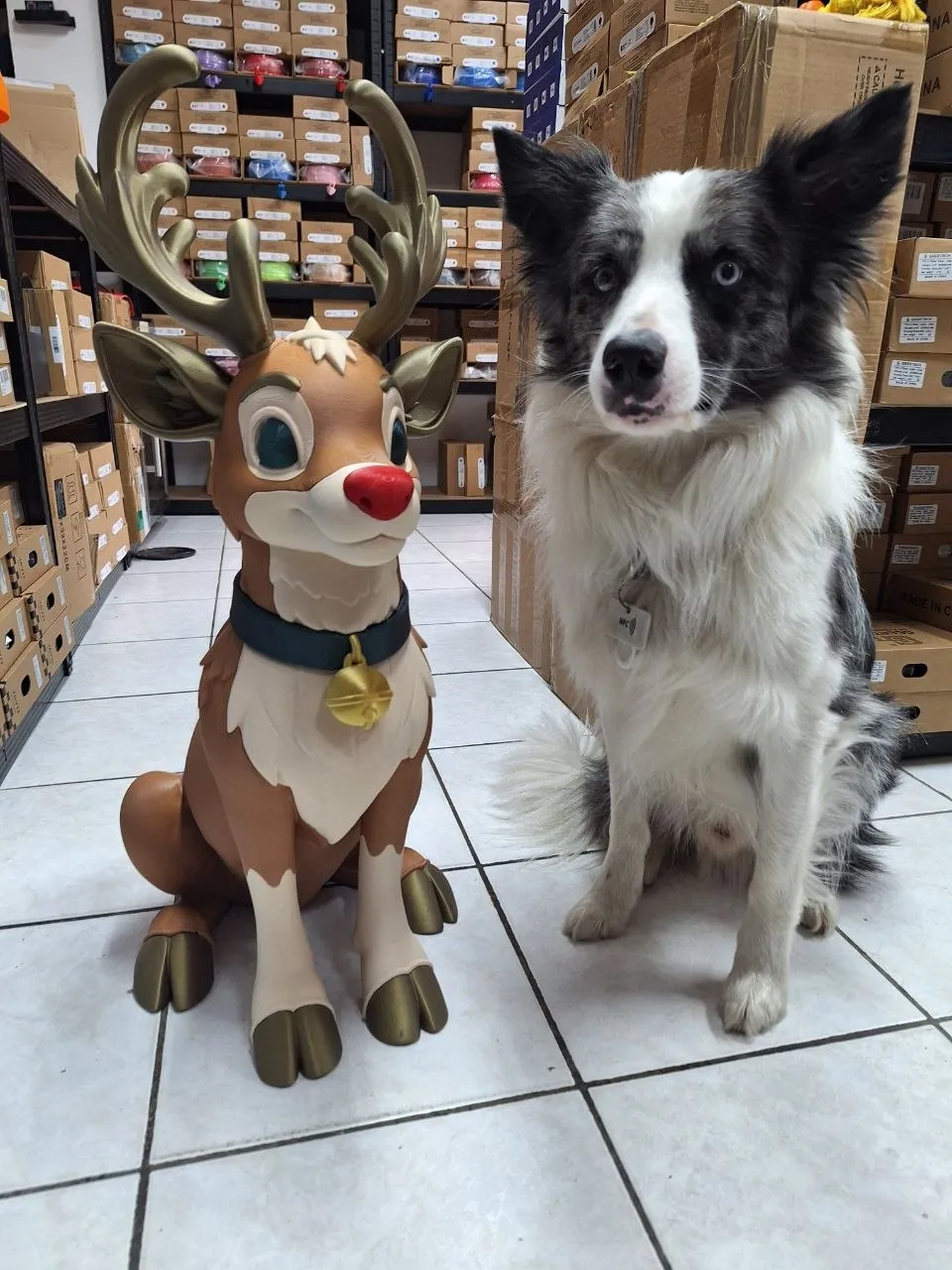 reindeer-75cm-5 Tuần lộc Noel in 3D dáng ngồi với sừng màu đồng và mũi đỏ