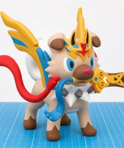 Mô hình Rockruff cosplay Zacian ngậm Honedge Pokémon