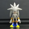 Mô hình Silver Sonic cao 12cm, trắng bạc, giày xanh vàng và khớp cử động