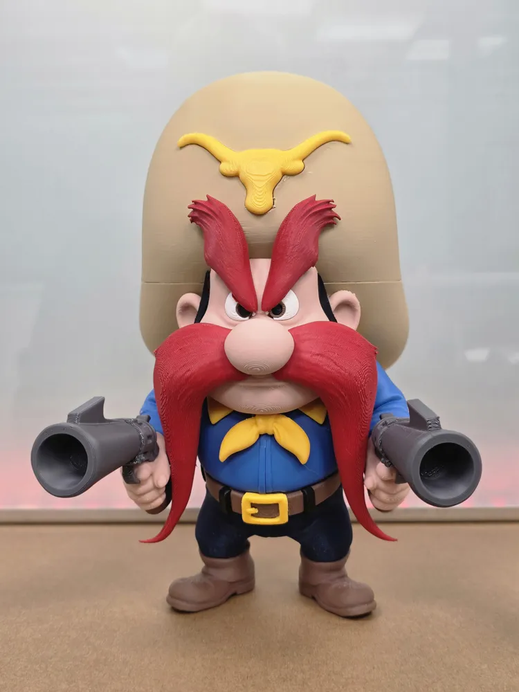 Yosemite Sam cao bồi ria đỏ mũ lớn in 3D nhìn chính diện